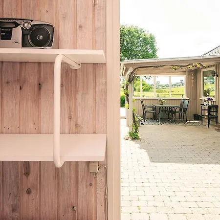 6 Person In Aabenraa-by Traum Nyaraló *