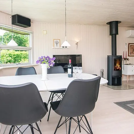 Two-bedroom In 2 * Aabenraa